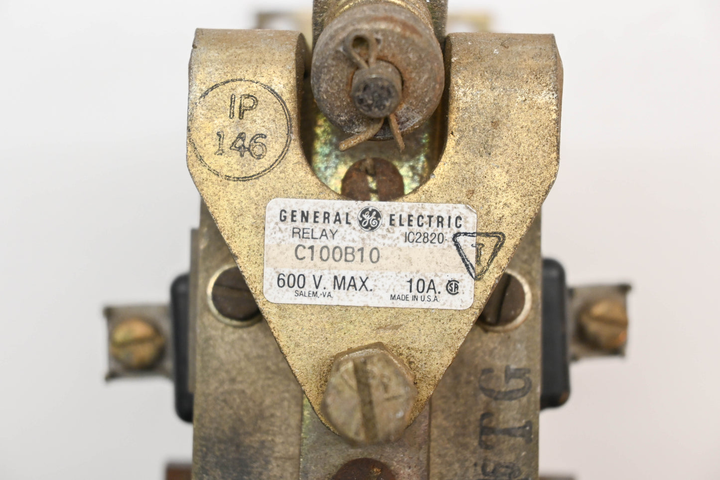 GE IC2820C100B10 10A-600V Relay Assembly