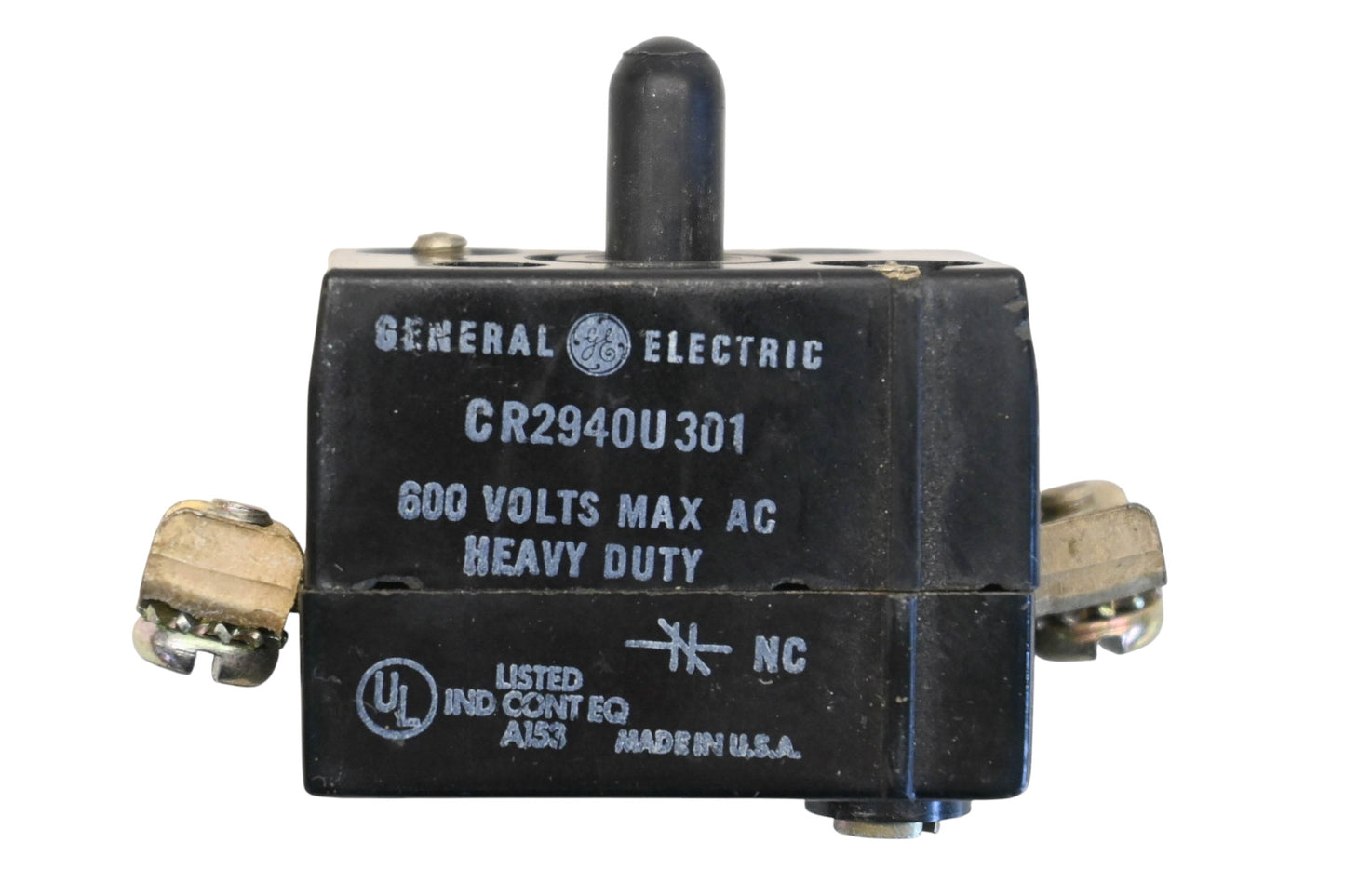GE CR2940U301 600V Heavy Duty Contact Block NOS