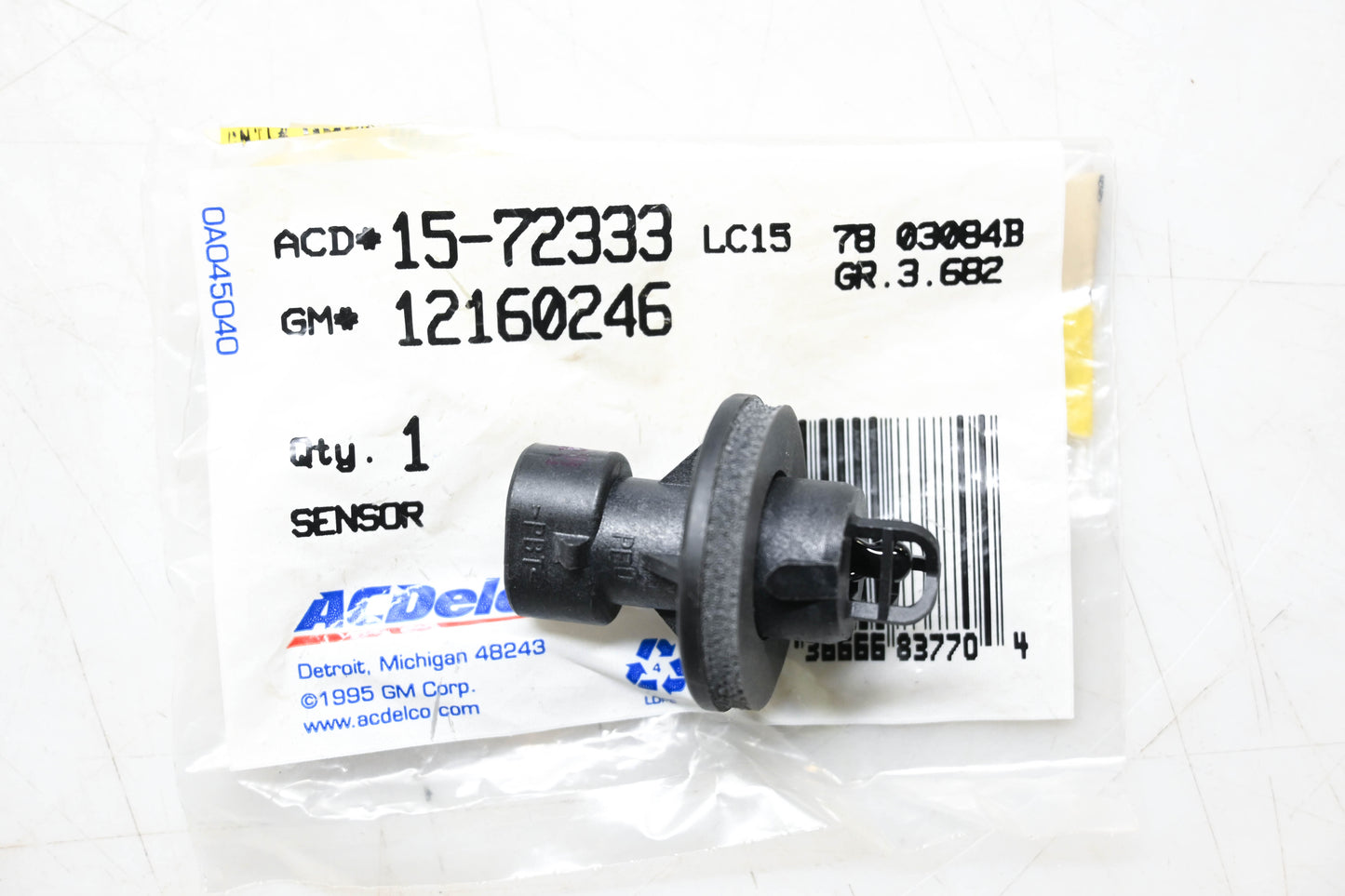 AC Delco 15-72333, 12160246 Charge Air Temperature Sensor NOS
