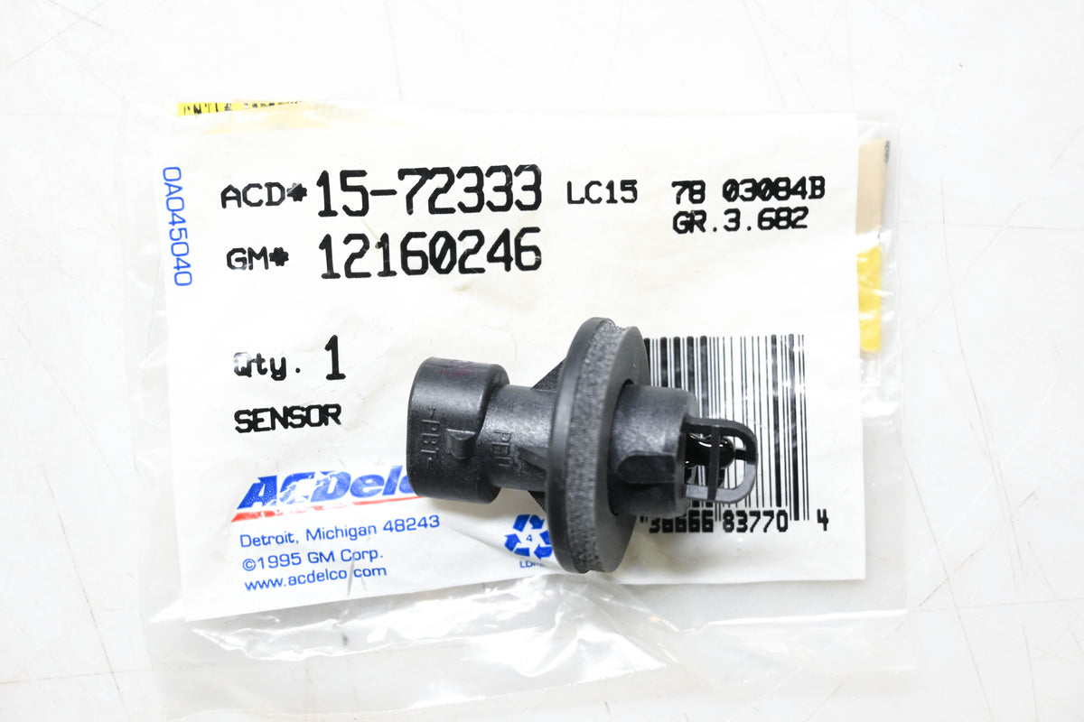 AC Delco 15-72333, 12160246 Charge Air Temperature Sensor NOS