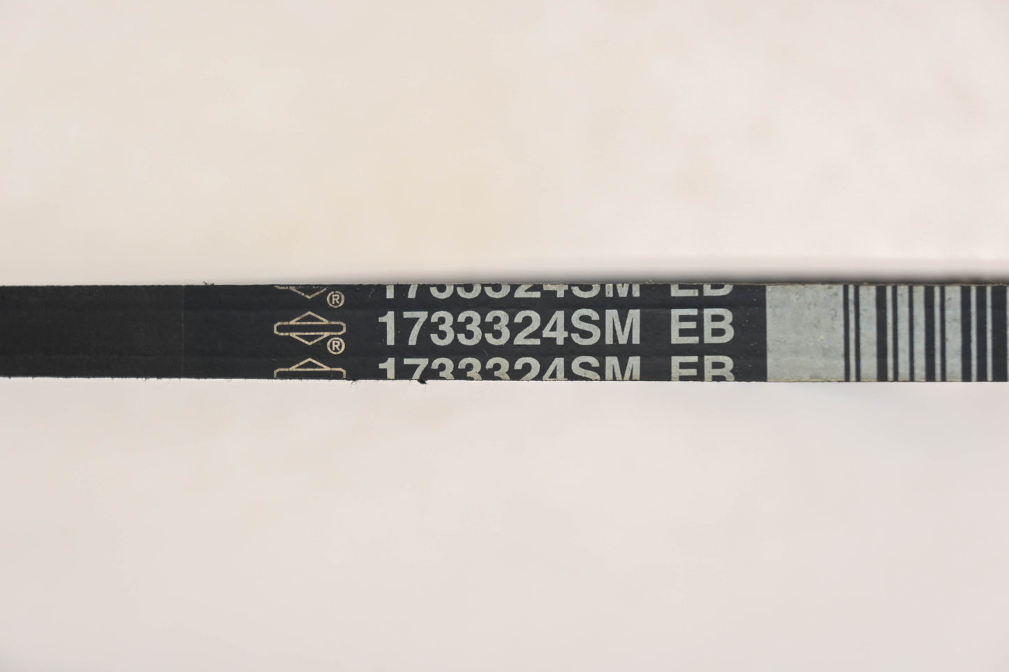 New OEM Briggs & Stratton 1733324SM, 1733324 1/2" x 33-1/4" Cog V-Belt NOS