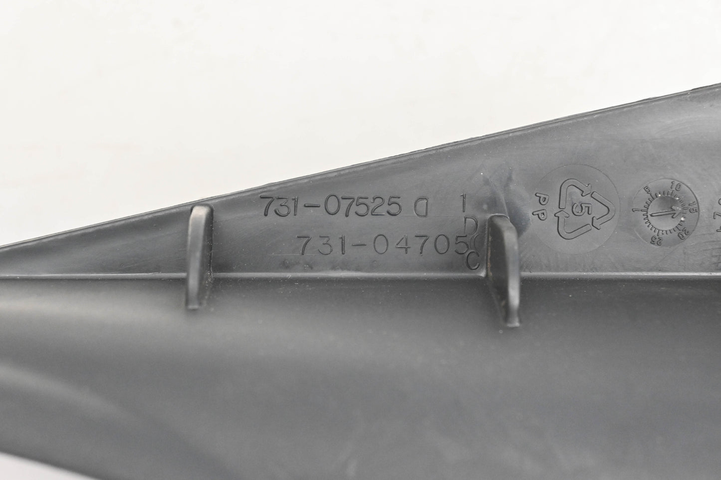 MTD 731-04705, 731-07525 Snowblower Chute Base NOS