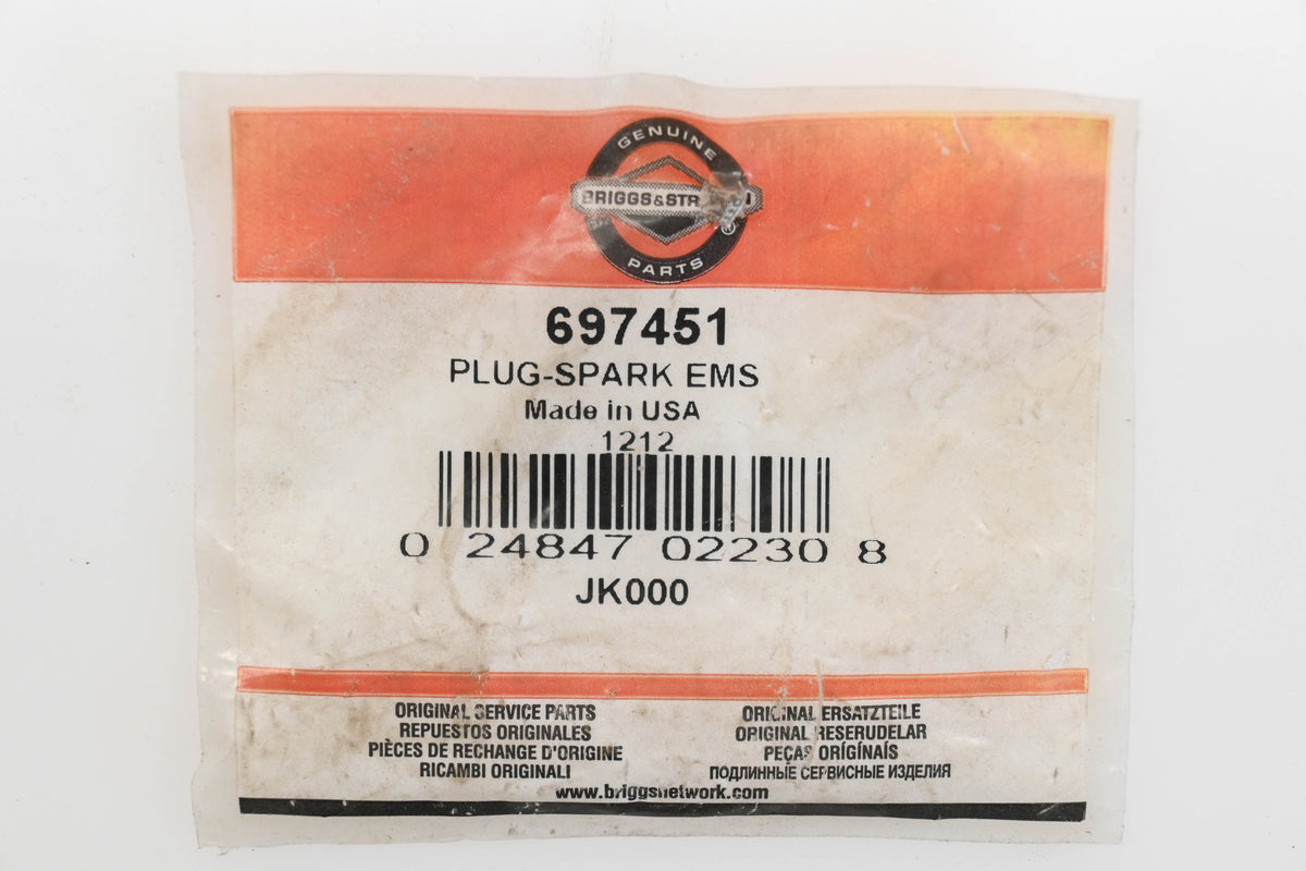 New OEM Briggs & Stratton 697451 Spark Plugs Qty 3 NOS