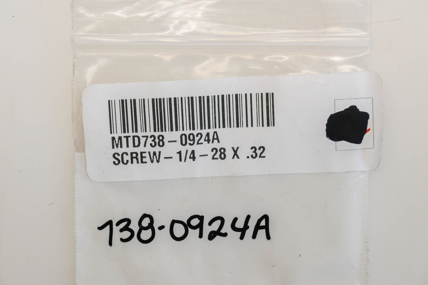 MTD 738-0924A 1/4"-28 x 0.32" Shoulder Screw NOS
