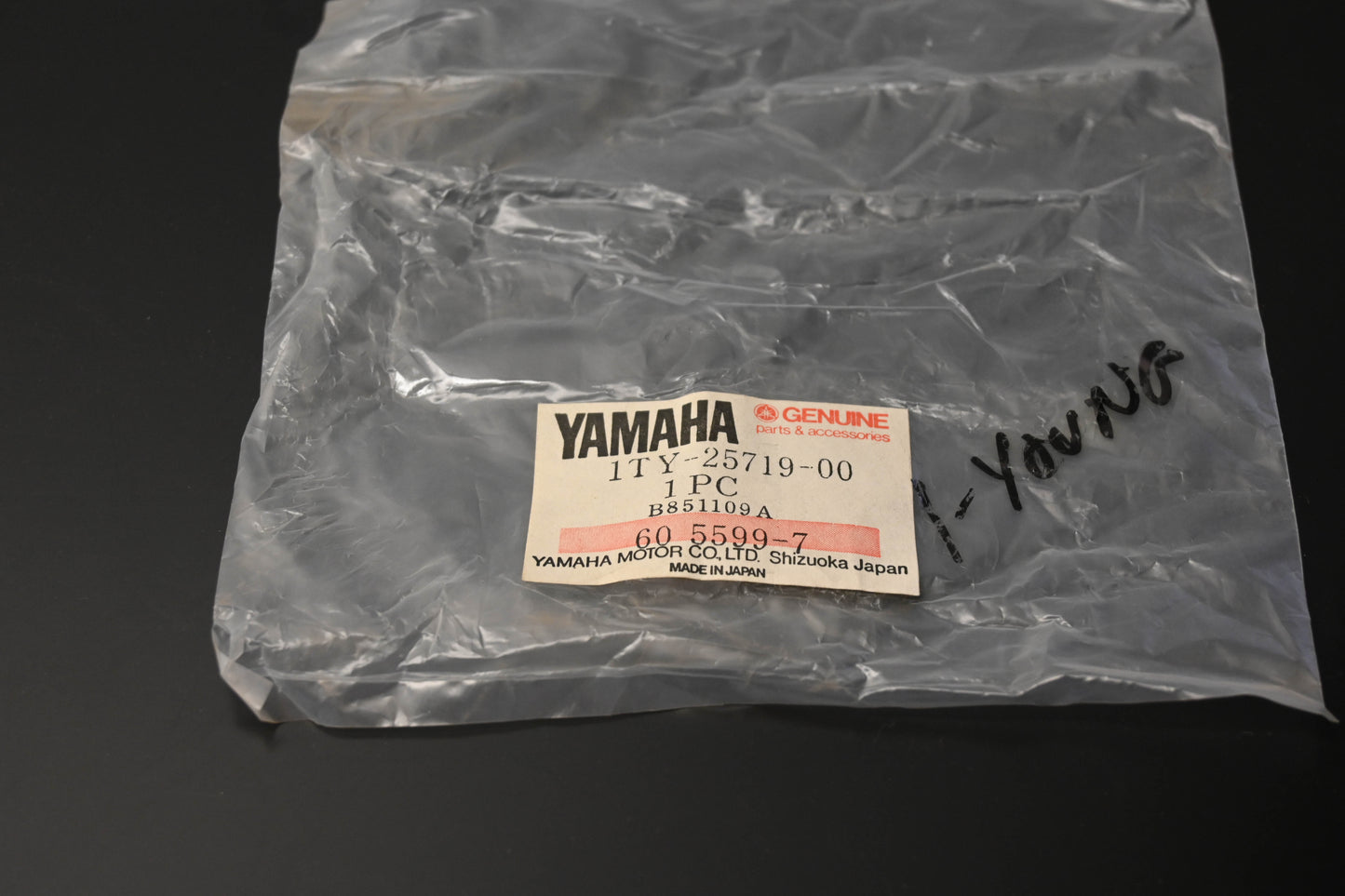 Yamaha 1TY-25719-00-00 Band NOS