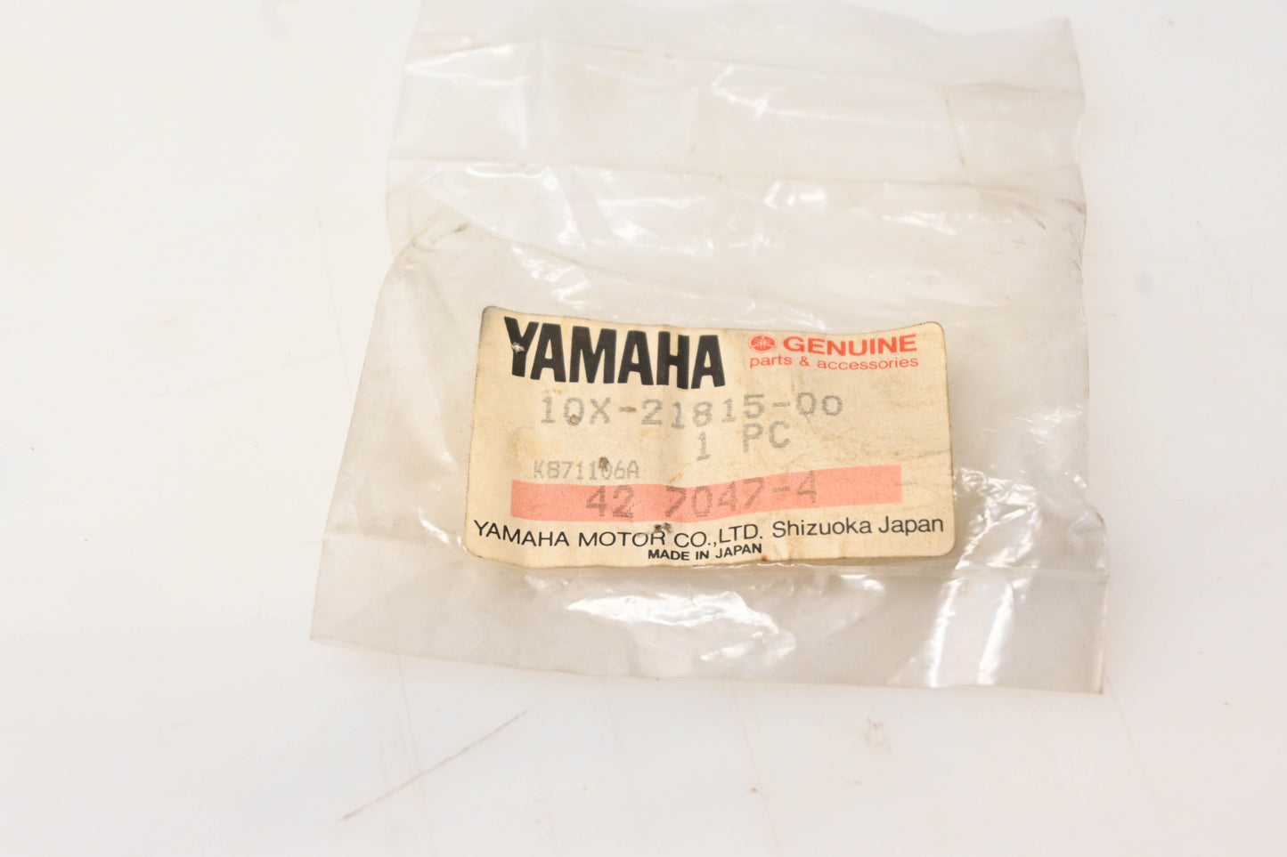 Yamaha 10X-21815-00-00 Cap NOS