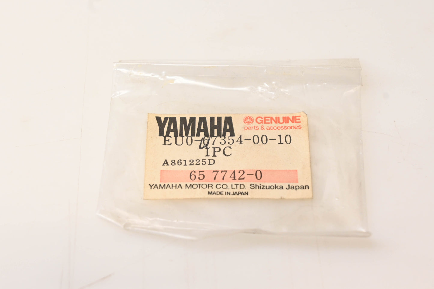 Yamaha EU0-67354-00-01 Shim NOS