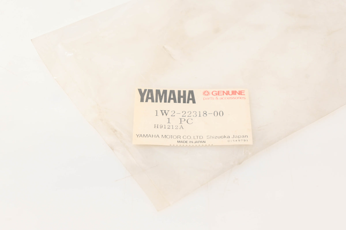 New OEM Yamaha 1W2-22318-00-00 Chain Guard NOS