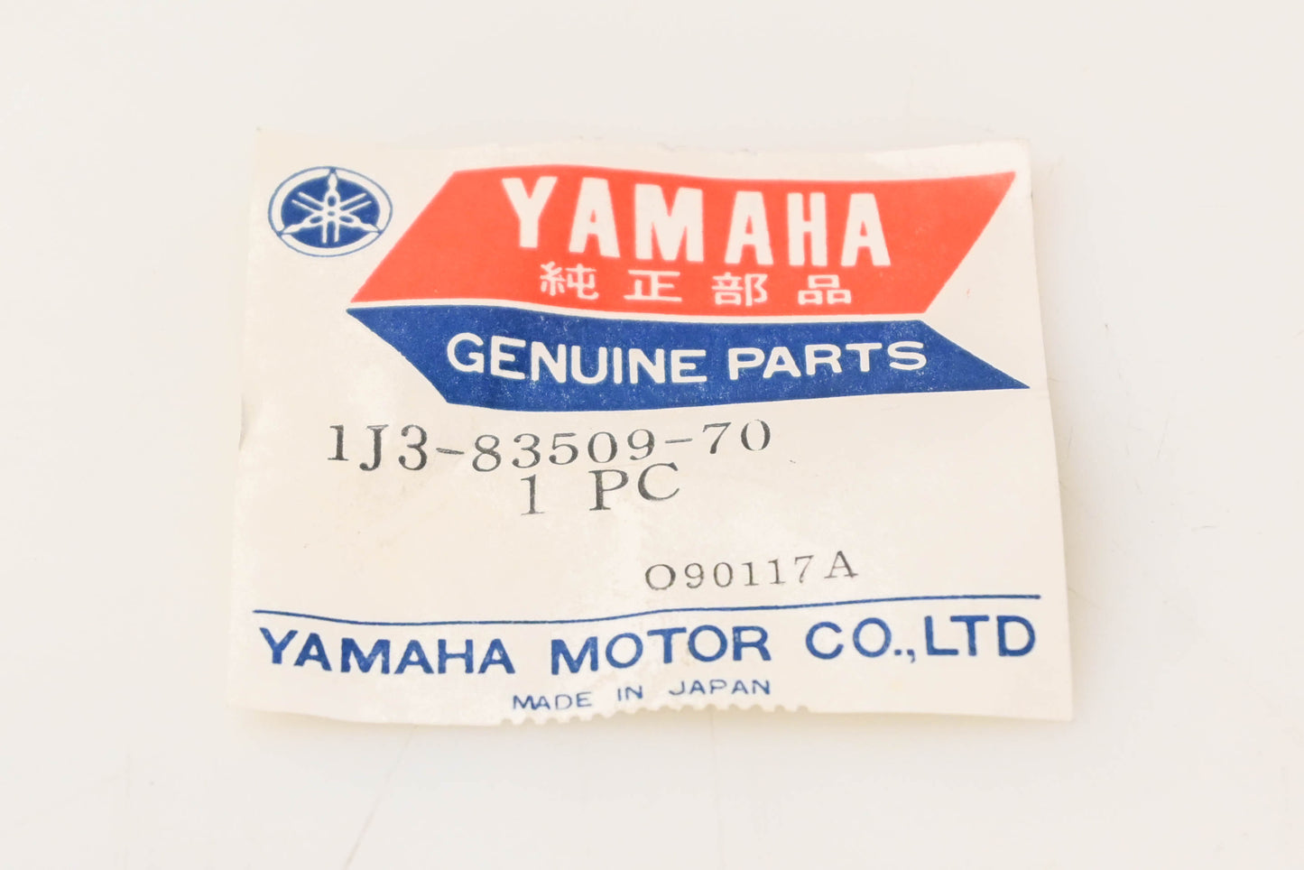 New OEM Yamaha 1J3-83509-70-00 Socket Cord Assembly NOS