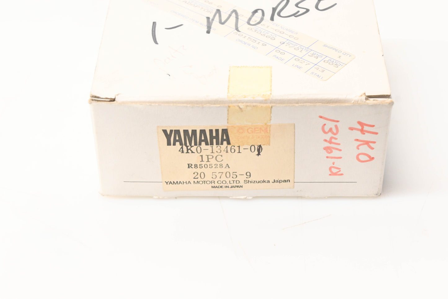 New OEM Yamaha 4K0-13461-00-00 Adaptor Plate NOS