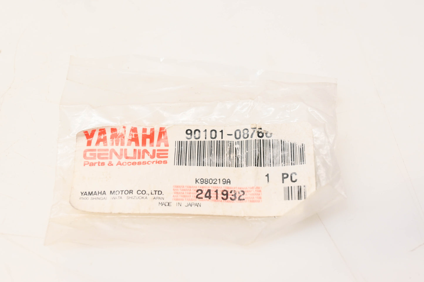 New OEM Yamaha 90101-08766-00 Bolt NOS