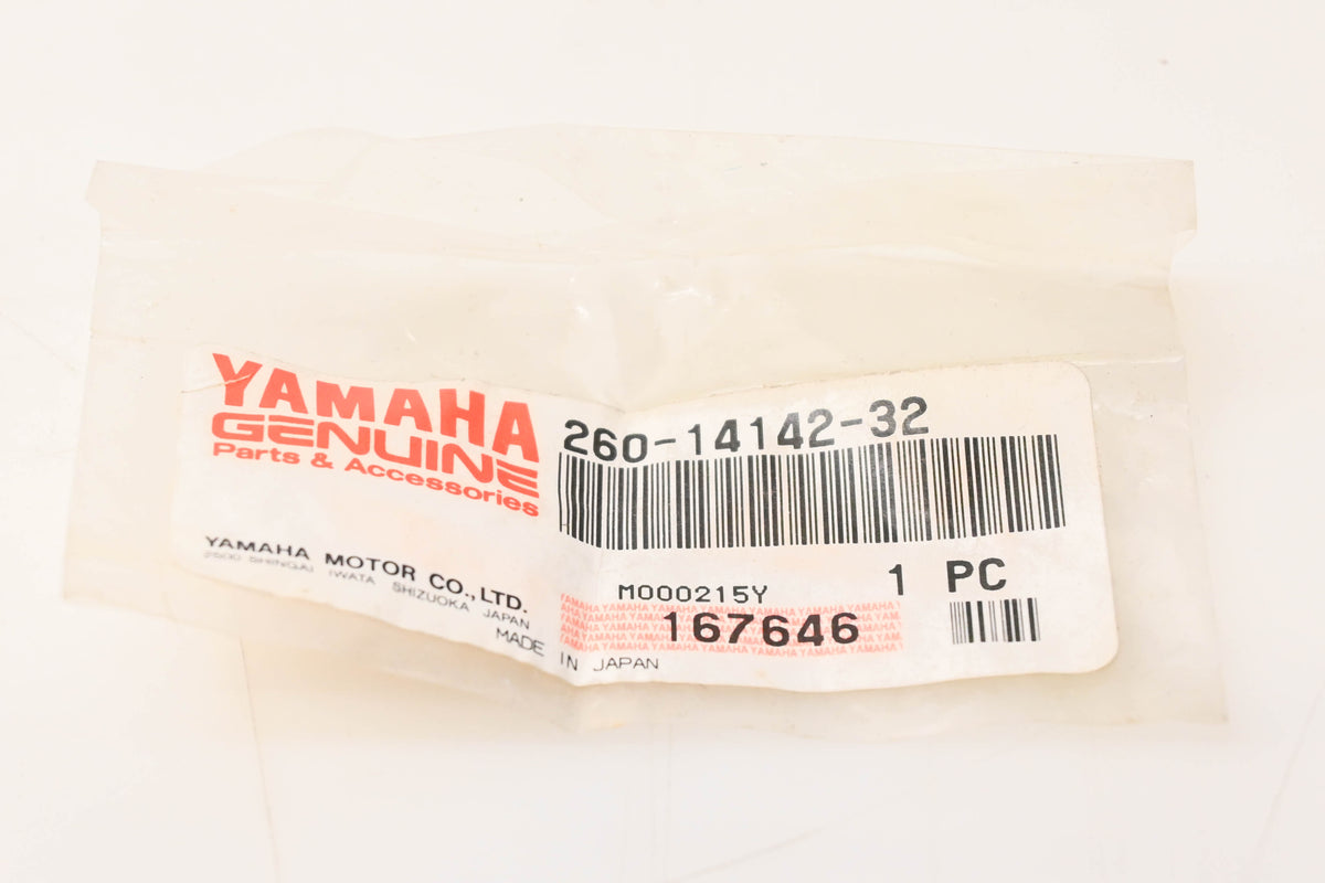 New OEM Yamaha 260-14142-32-00 Pilot Jet NOS