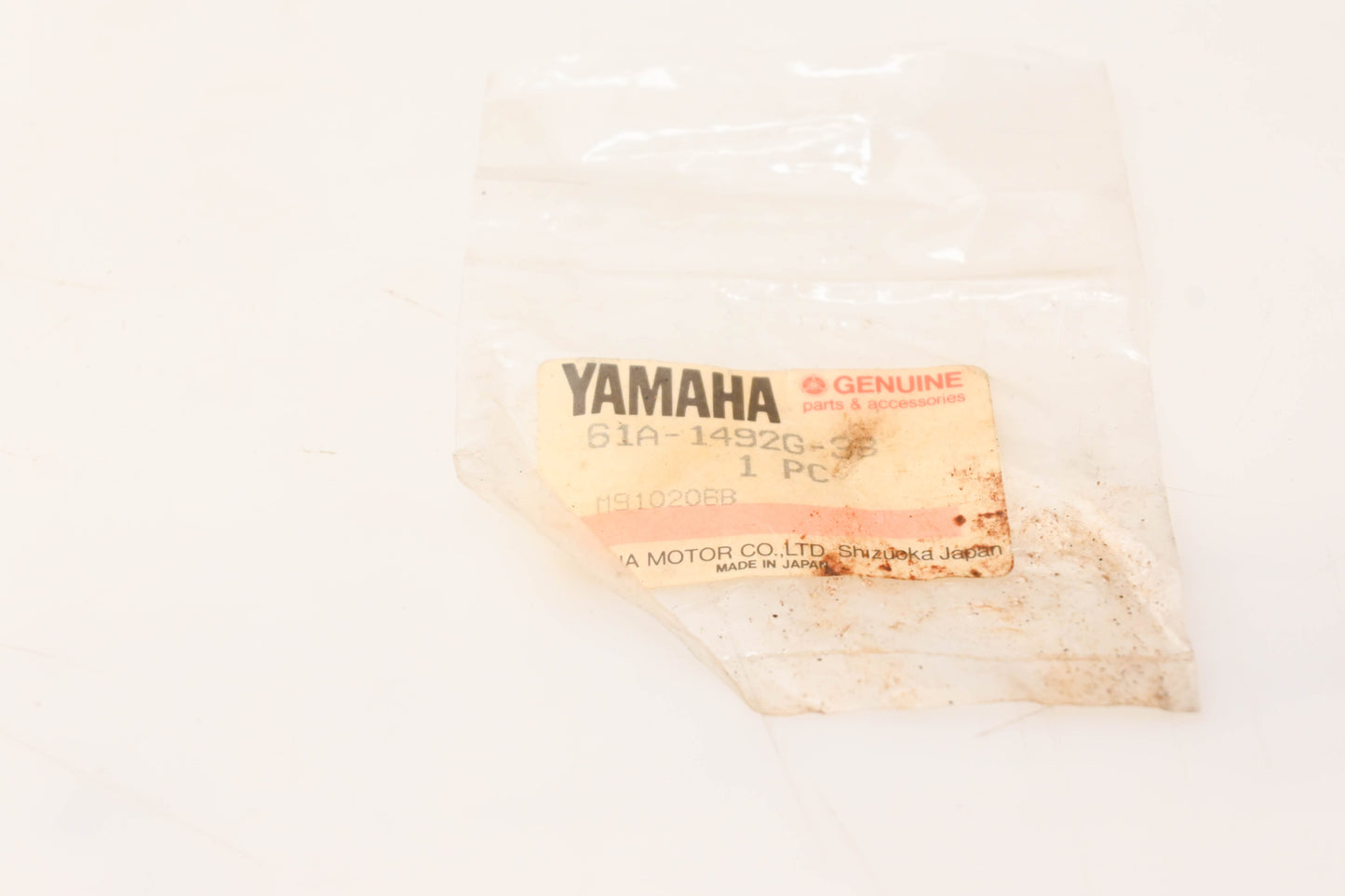 New OEM Yamaha 61A-1492G-38-00 Main Jet Air Bleed NOS