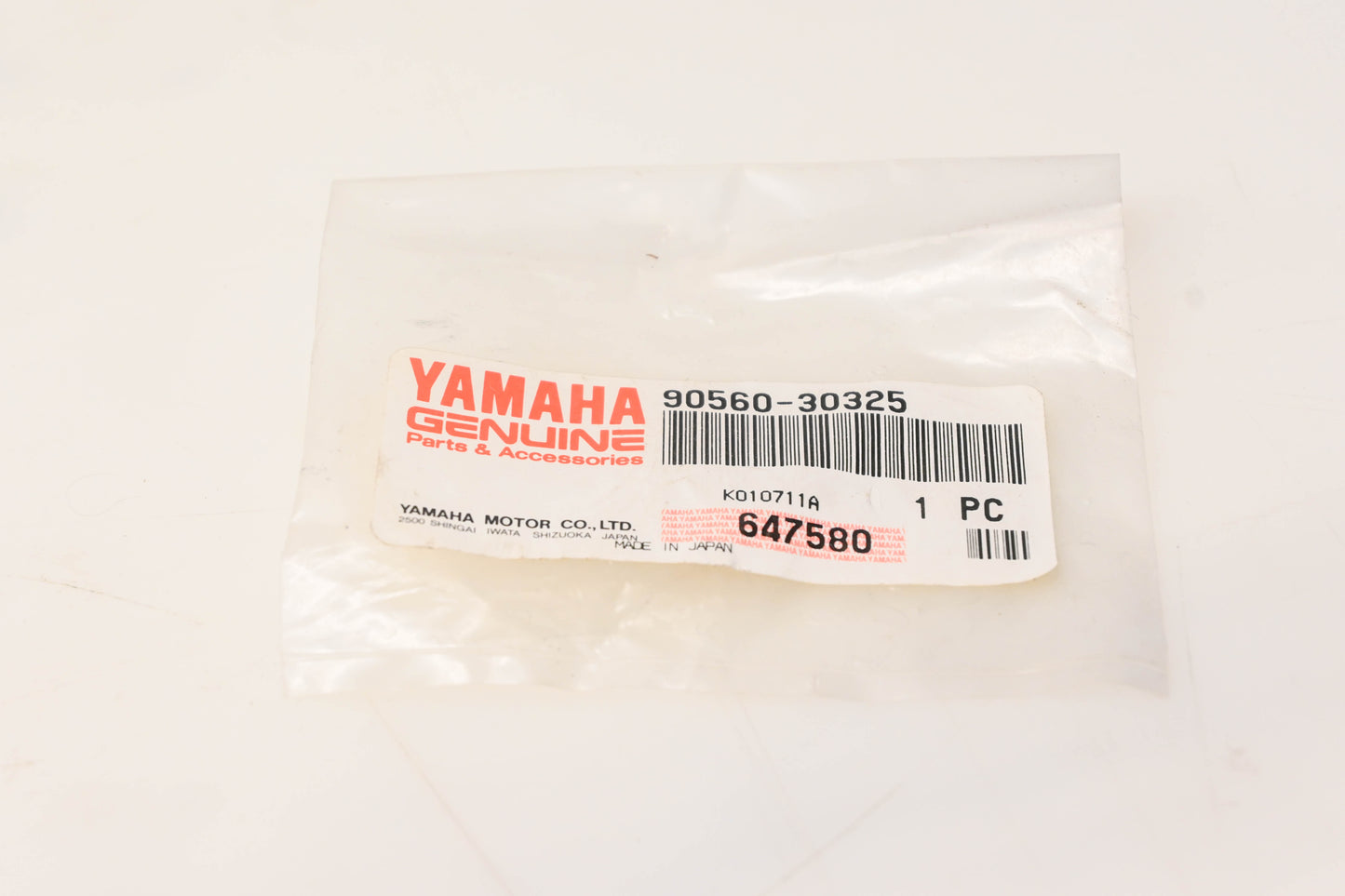 New OEM Yamaha 90560-30325-00 Spacer NOS