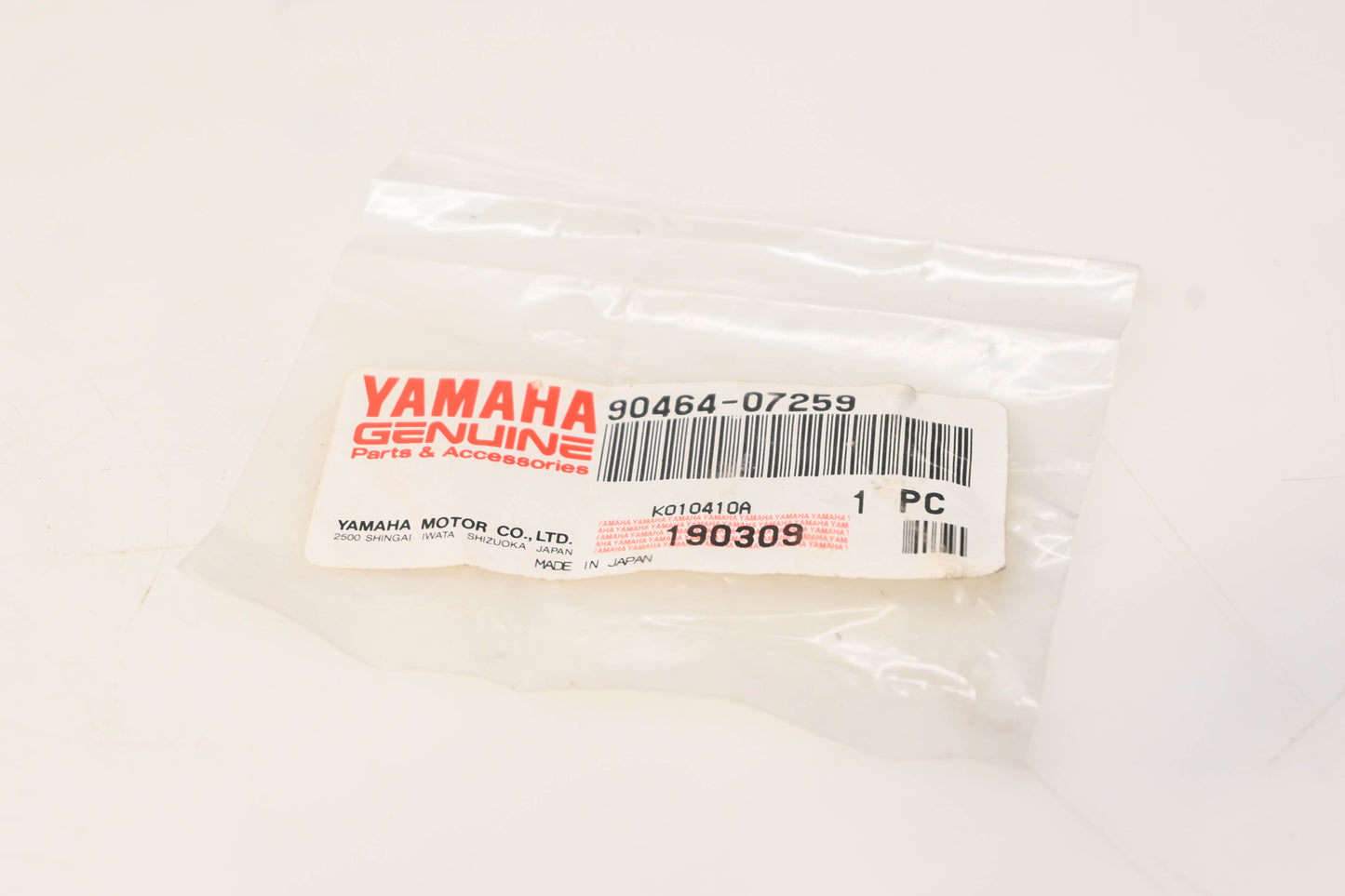 New OEM Yamaha 90464-07259-00 Fender Clamp NOS