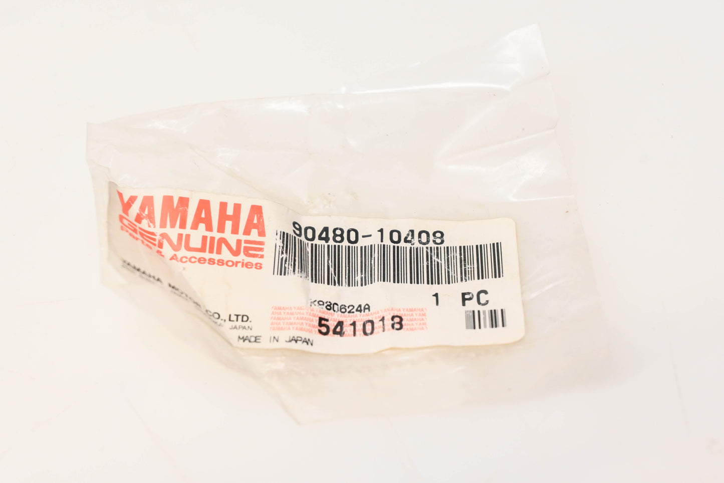 New OEM Yamaha 90480-10408-00 Grommet NOS