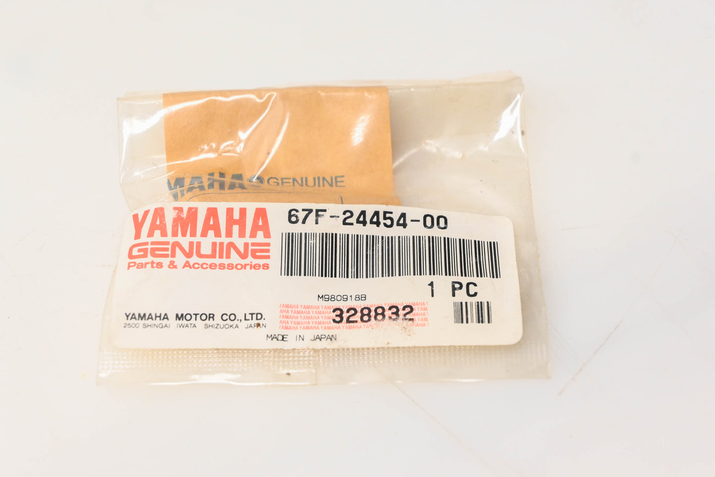 New OEM Yamaha 67F-24454-00-00 Spring NOS