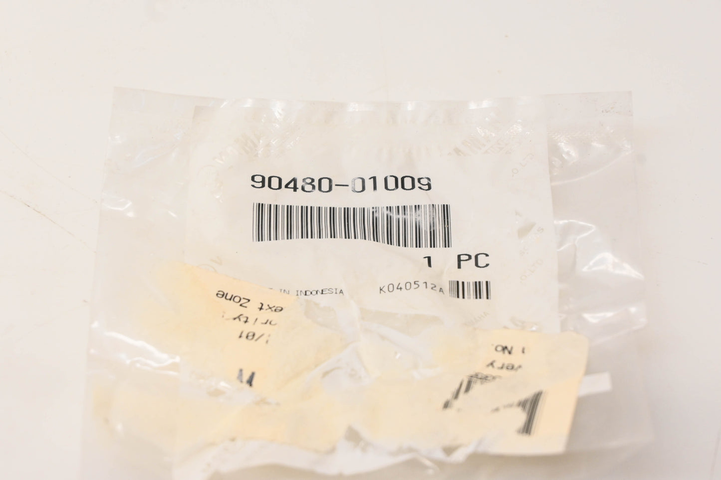 New OEM Yamaha 90480-01009-00 Grommet NOS