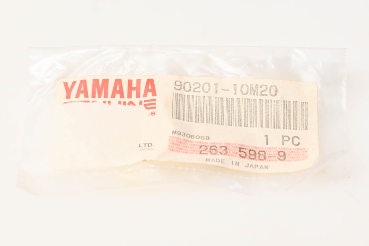 New OEM Yamaha 90201-10M20-00 Plate Washer NOS