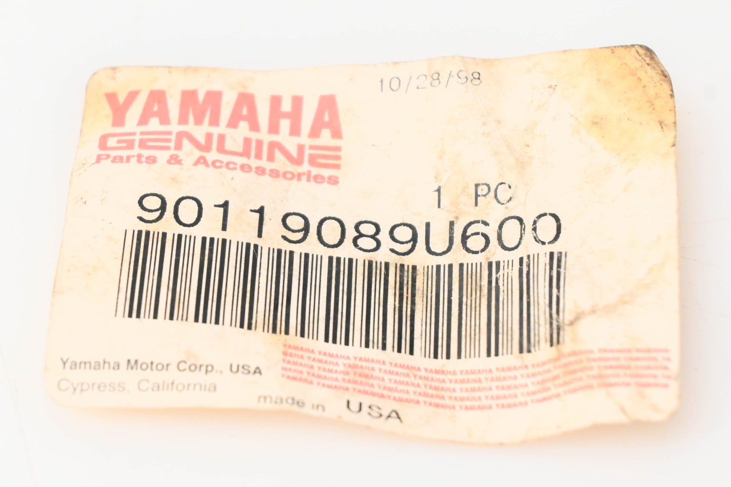 New OEM Yamaha 90119-089U6-00 Bolt NOS