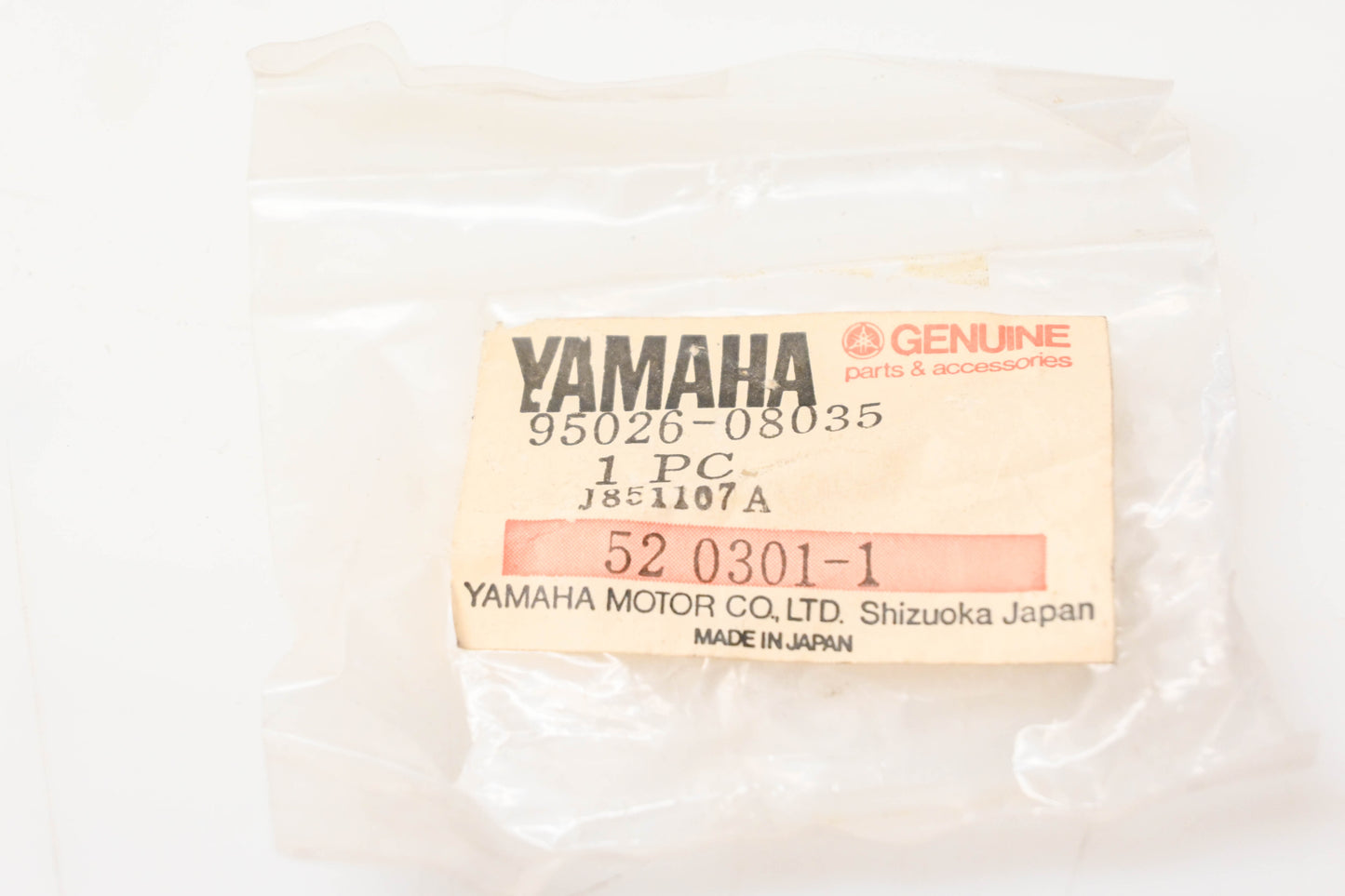 New OEM Yamaha 95026-08035-00 Flange Bolt NOS