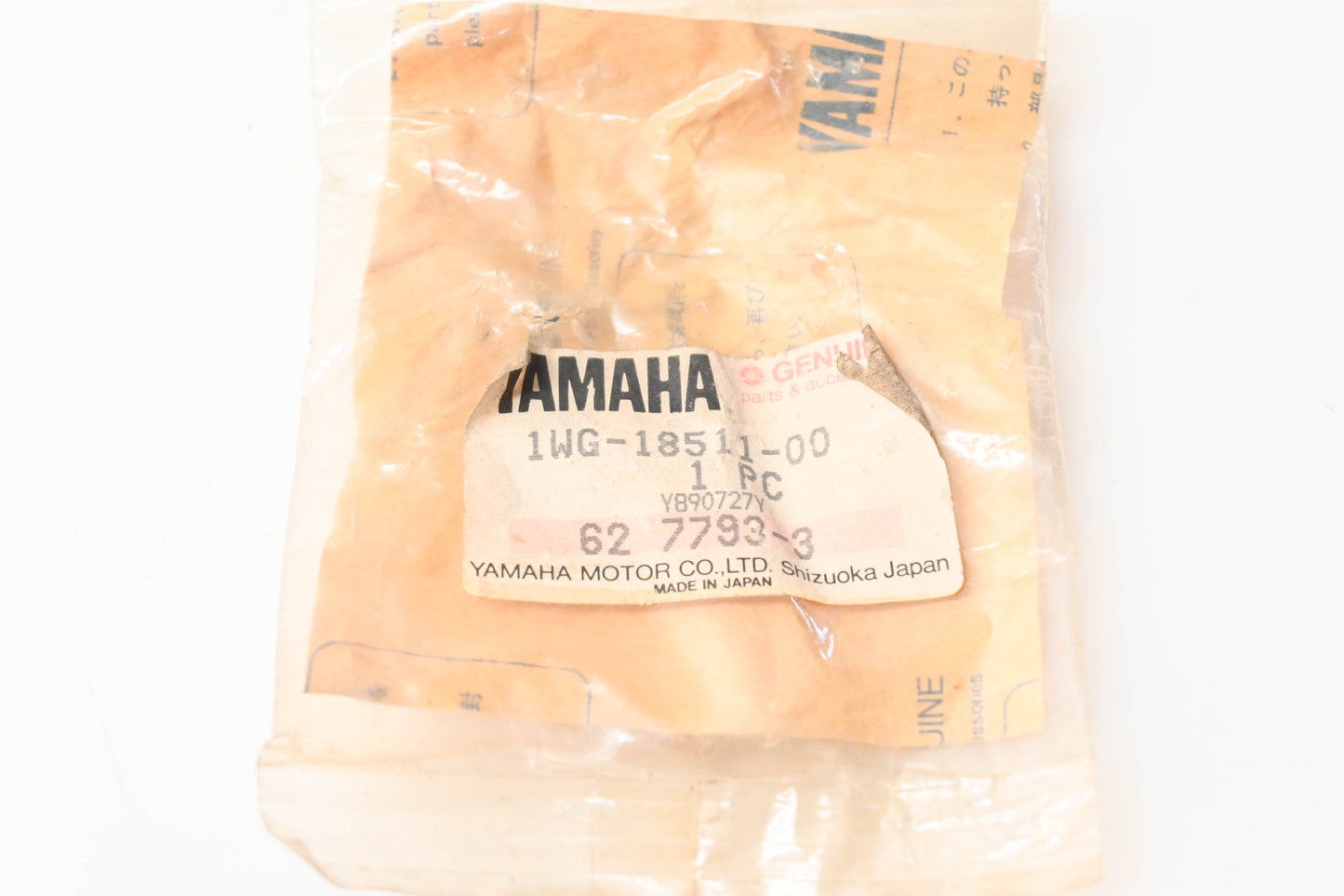 New OEM Yamaha 1WG-18511-00-00 Shift Fork NOS