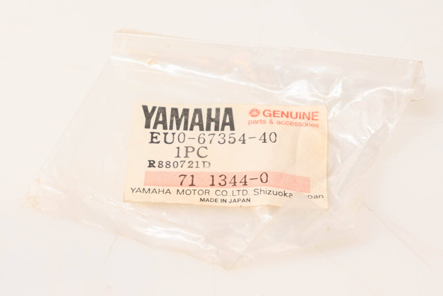New OEM Yamaha EU0-67354-40-00 Shim NOS