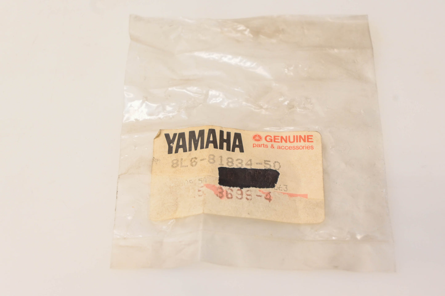 New OEM Yamaha 8L6-81834-50-00 Circlip NOS
