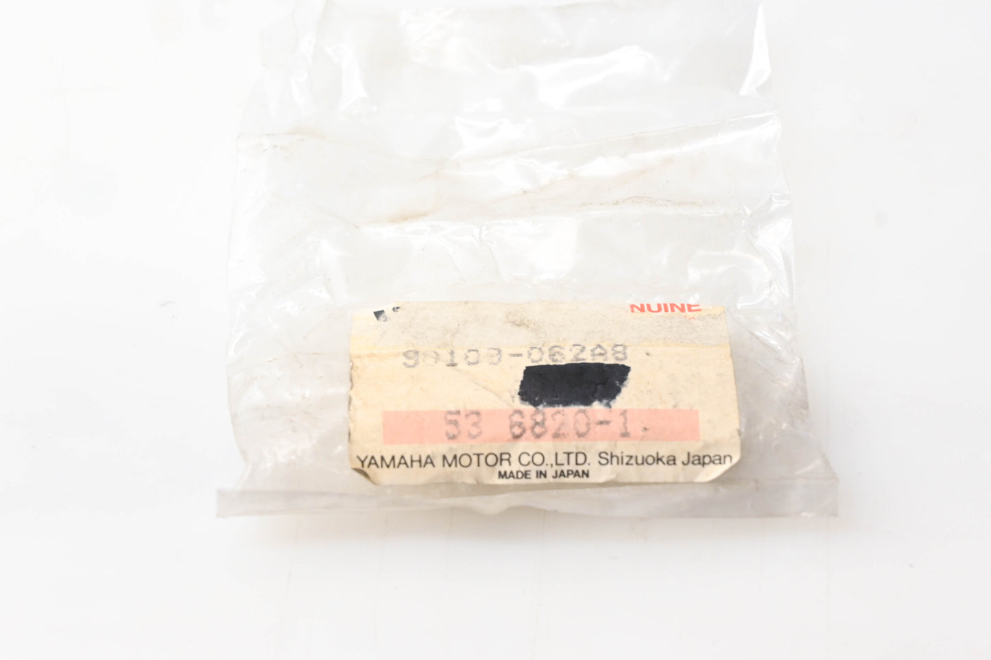 New OEM Yamaha 90109-062A8-00 Bolt NOS