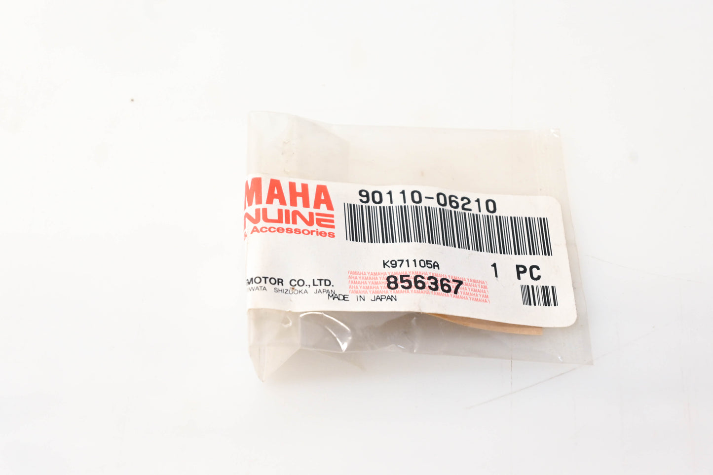 New OEM Yamaha 90110-06210-00 Water Pump Bolt NOS