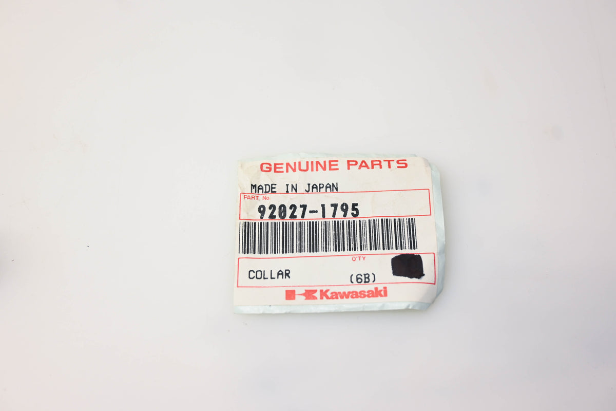 New OEM Kawasaki 92027-1795 Collar NOS