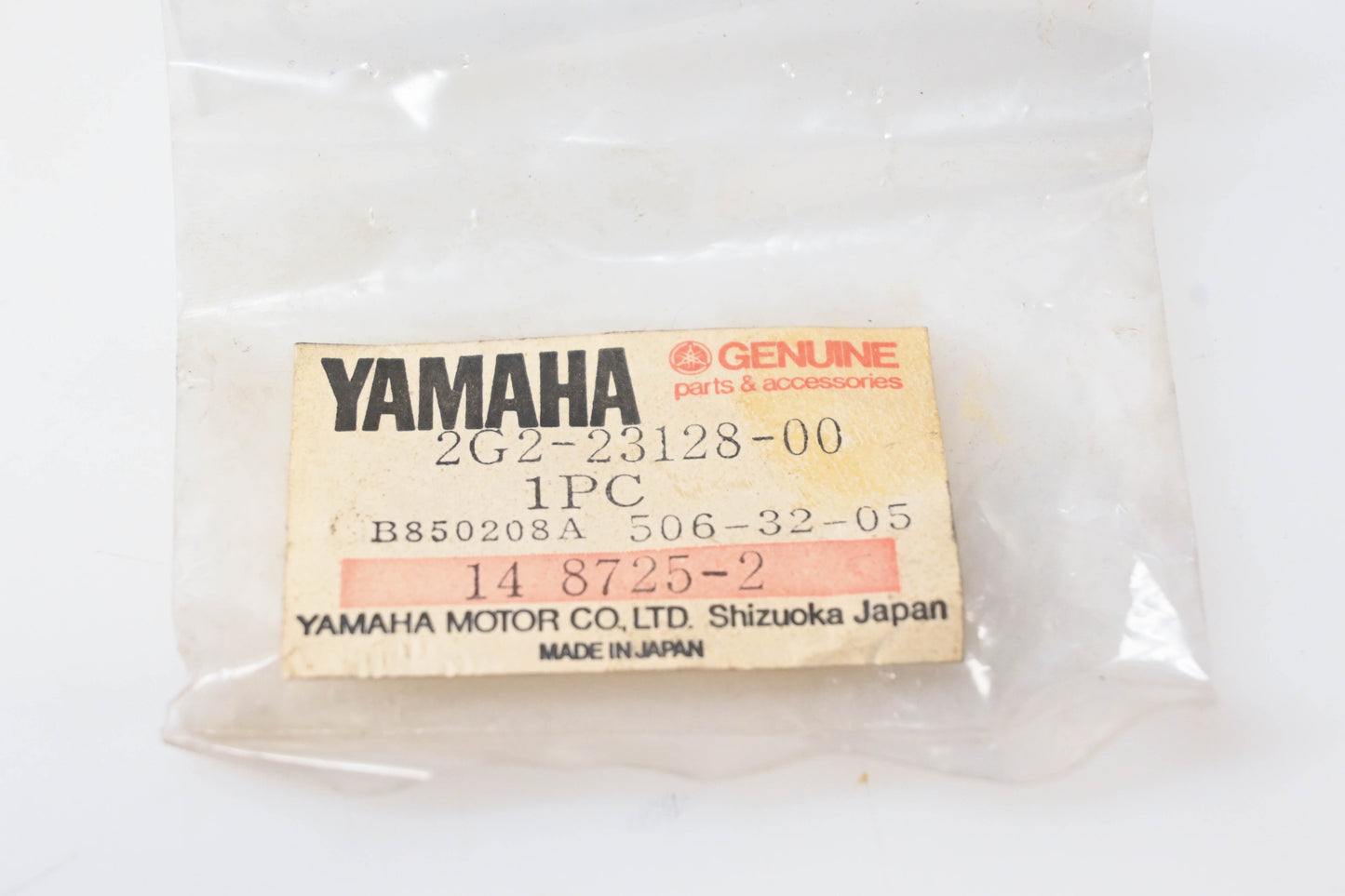 New OEM Yamaha 2G2-23128-00-00 Axle Bolt NOS