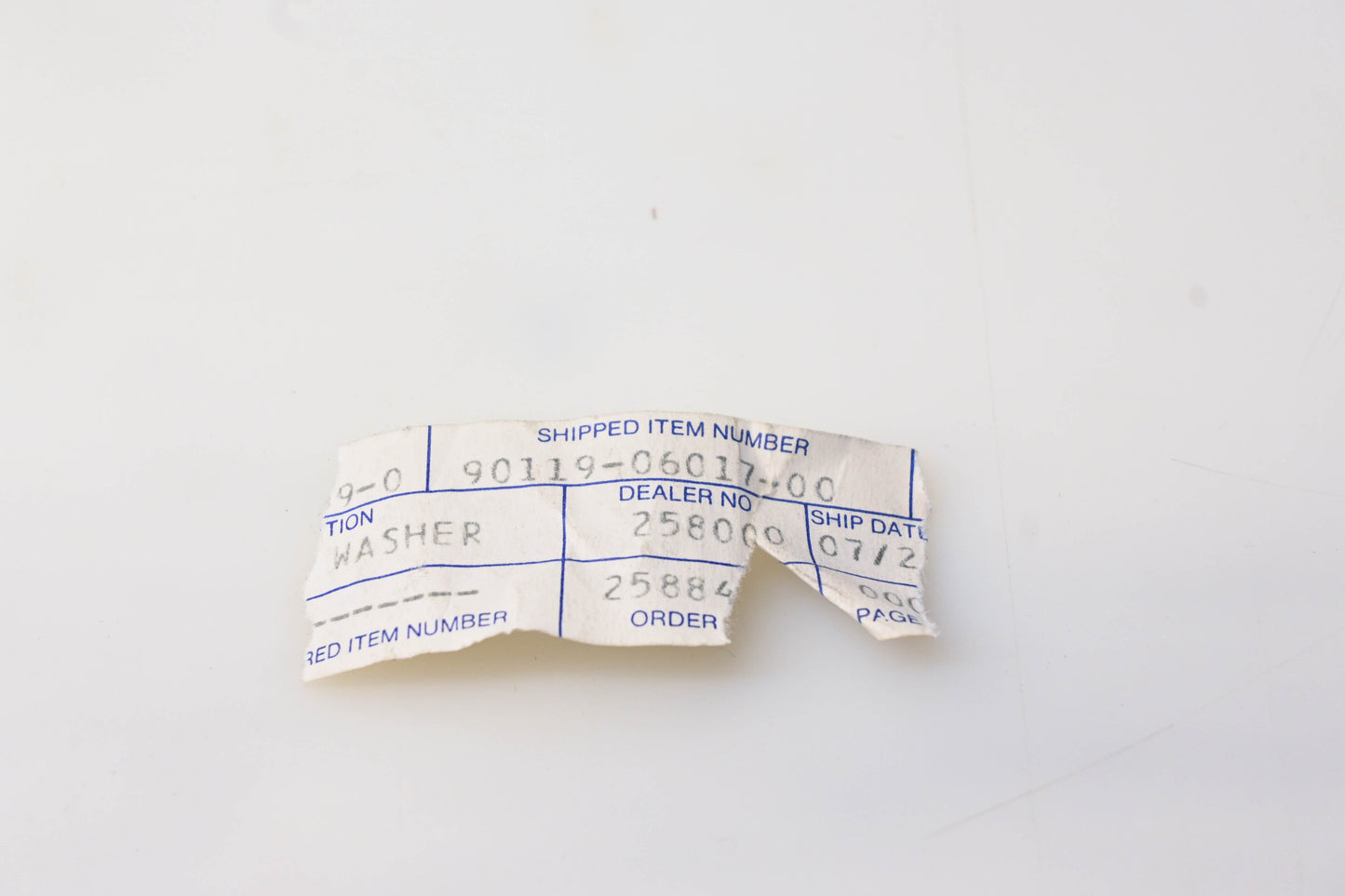 New OEM Yamaha 90119-06017-00 Bolts with Washers Qty 2 NOS