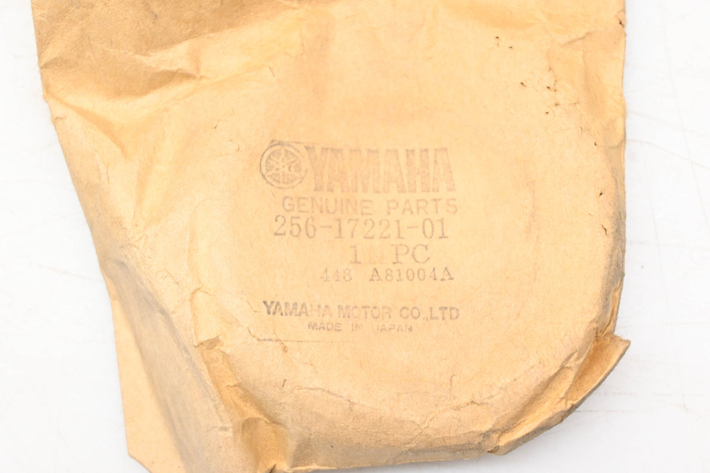 New OEM Yamaha 256-17221-01-00 2nd Wheel Transmission Gear NOS