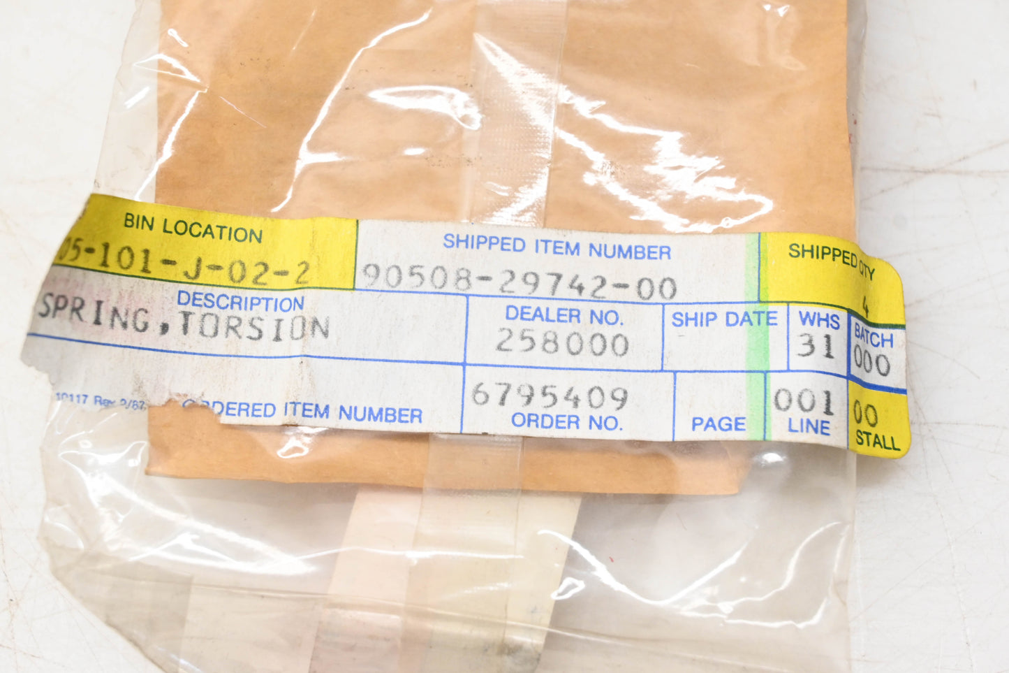 New OEM Yamaha 90508-29742-00 Torsion Spring NOS