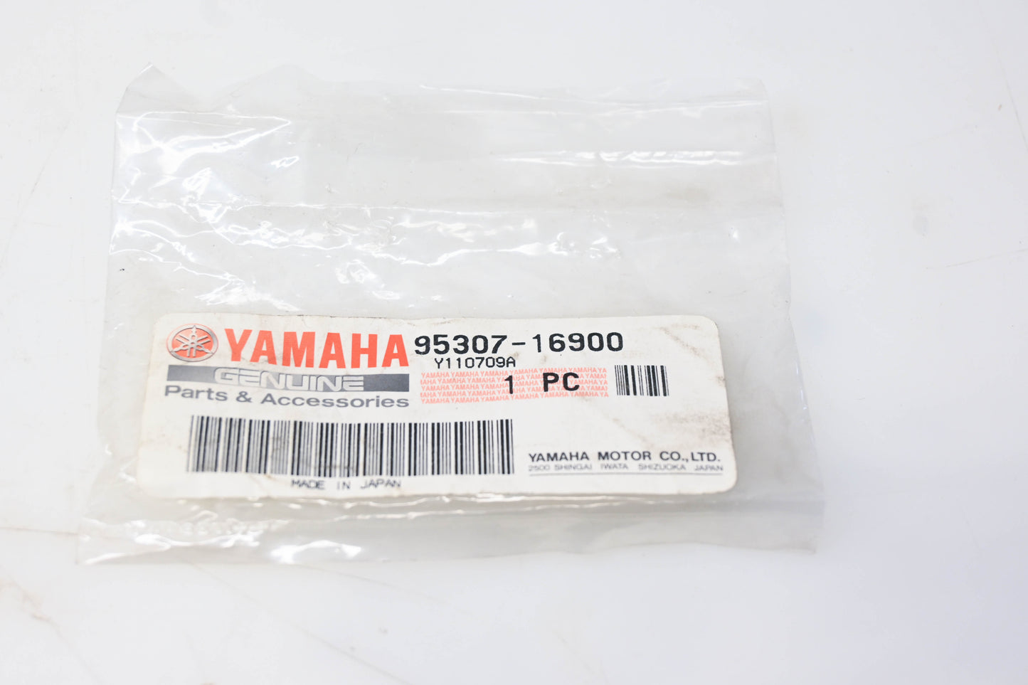 New OEM Yamaha 95307-16900-00 Slotted Nut NOS