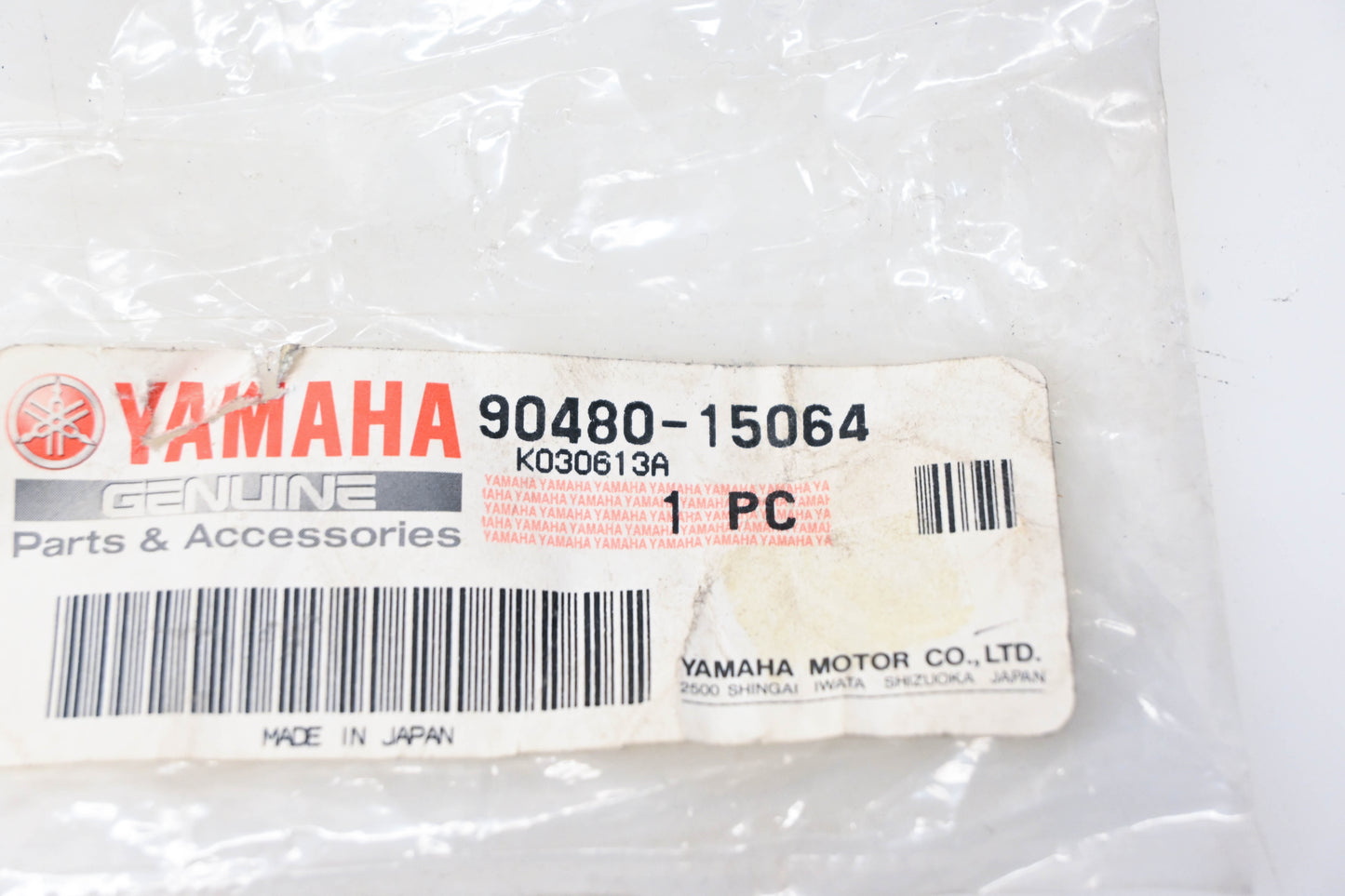 New OEM Yamaha 90480-15064-00 Grommet NOS