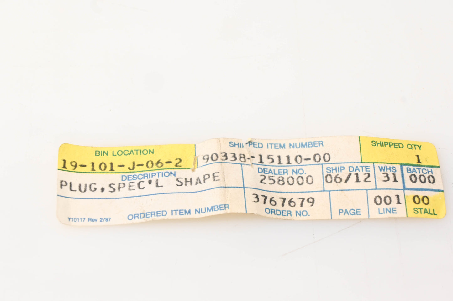 Yamaha 90338-15110-00 Plug NOS