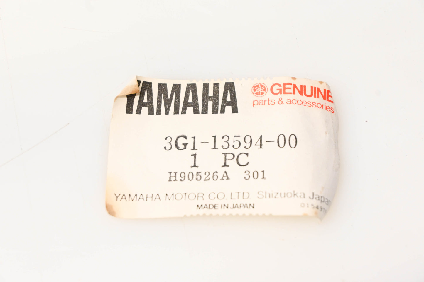 Yamaha 3G1-13594-00-00 Carburetor Manifold Cover NOS