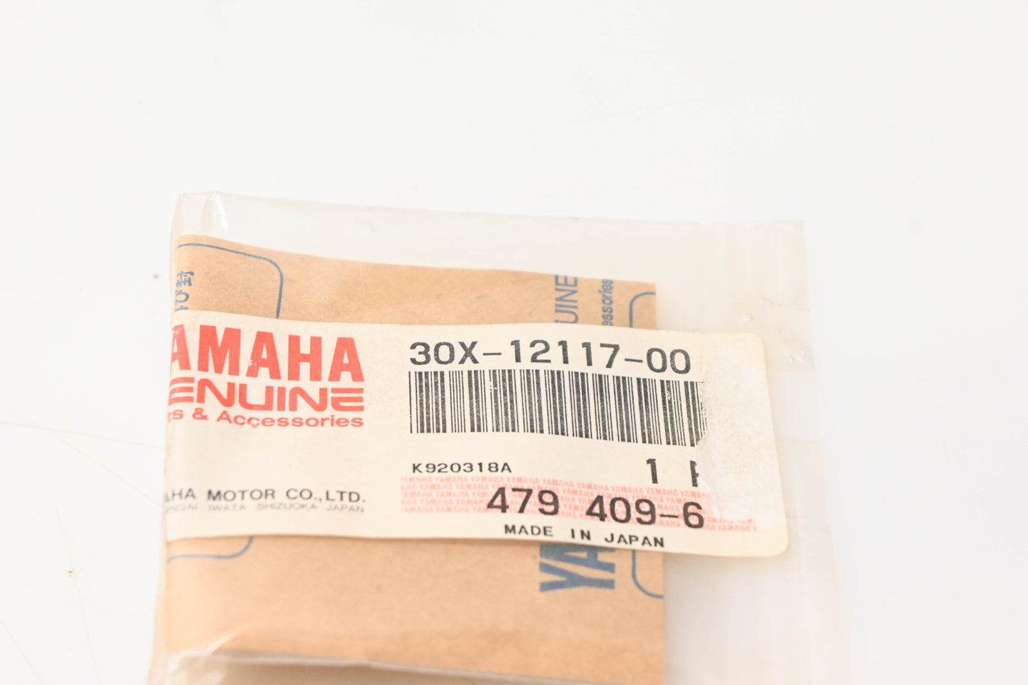 New OEM Yamaha 30X-12117-00-00 Valve Spring Retainer NOS