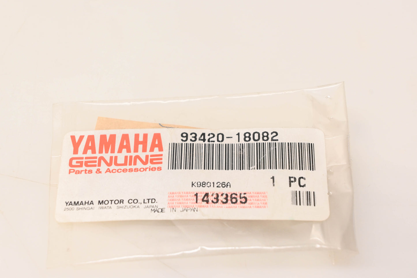 New OEM Yamaha 93420-18082-00 Circlip NOS