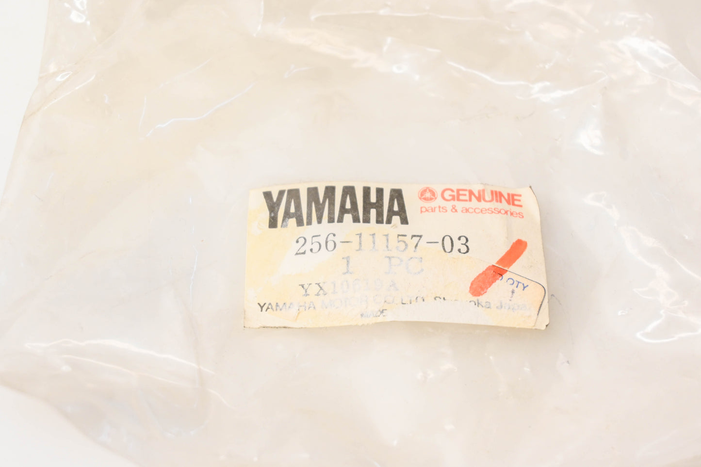 New OEM Yamaha 256-11157-03-00 Cylinder Breaker Cover NOS