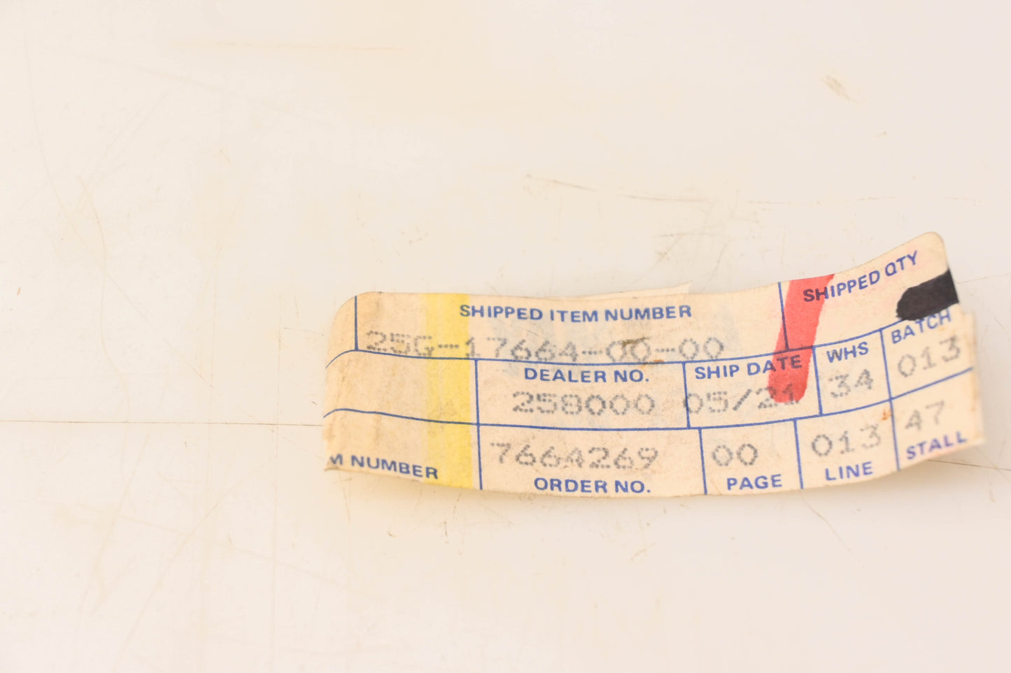 New OEM Yamaha 25G-17664-00-00 Guide Pin NOS