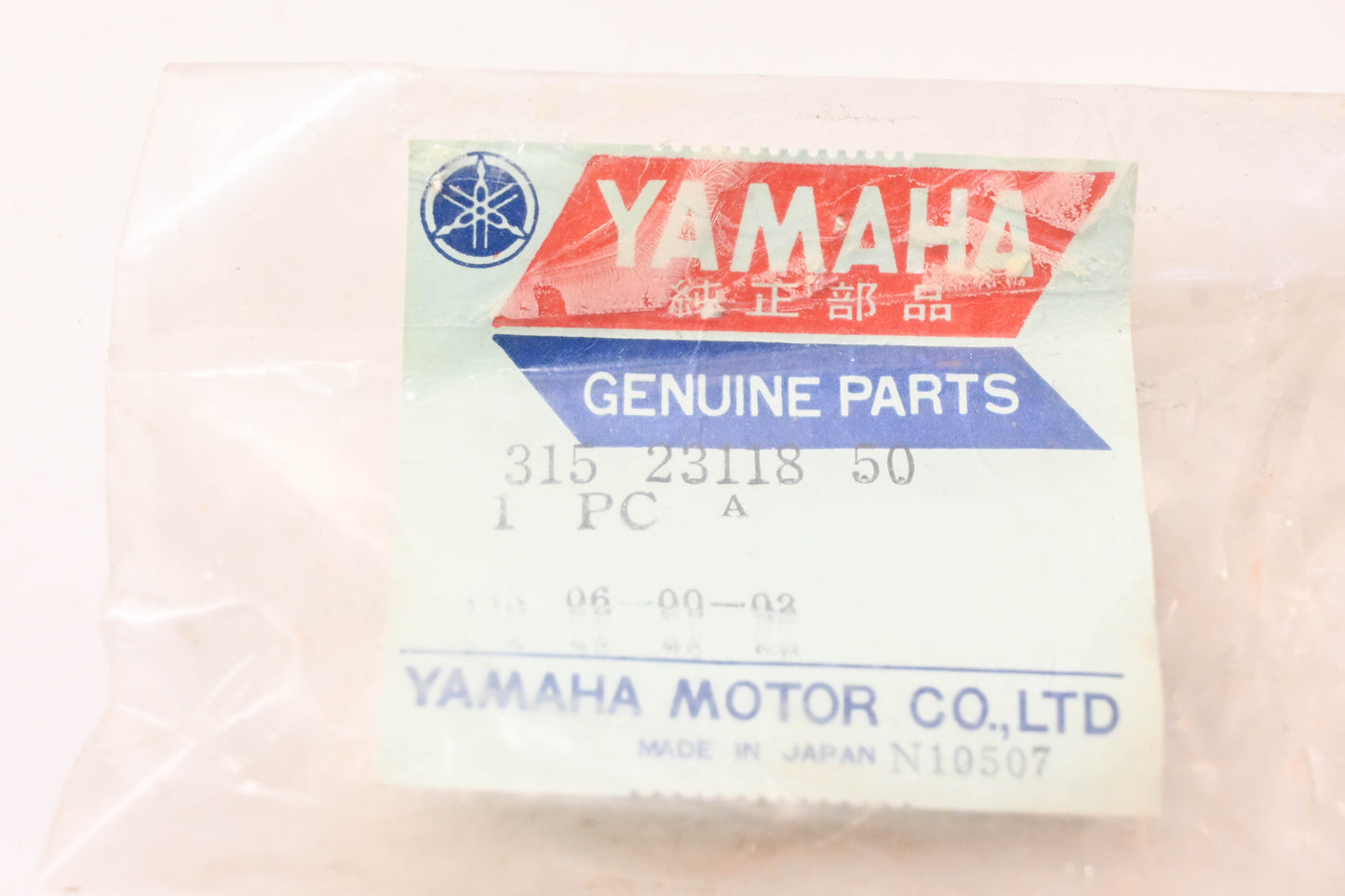 New OEM Yamaha 315-23118-50-00 Spacer NOS