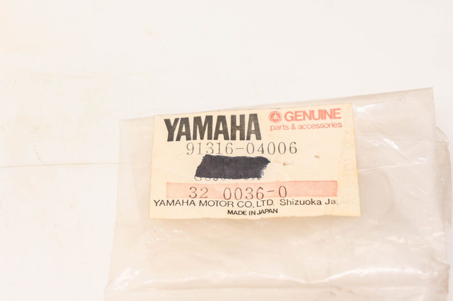 New OEM Yamaha 91316-04006-00 Governor Fork Bolt NOS