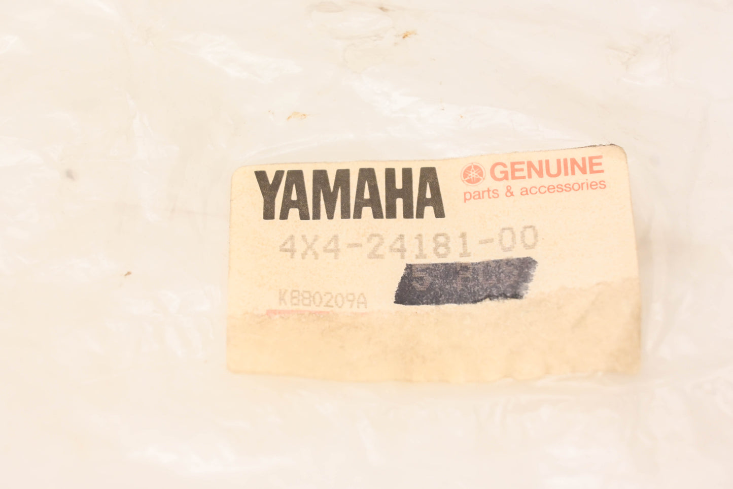 New OEM Yamaha 4X4-24181-00-00 Locating Damper NOS