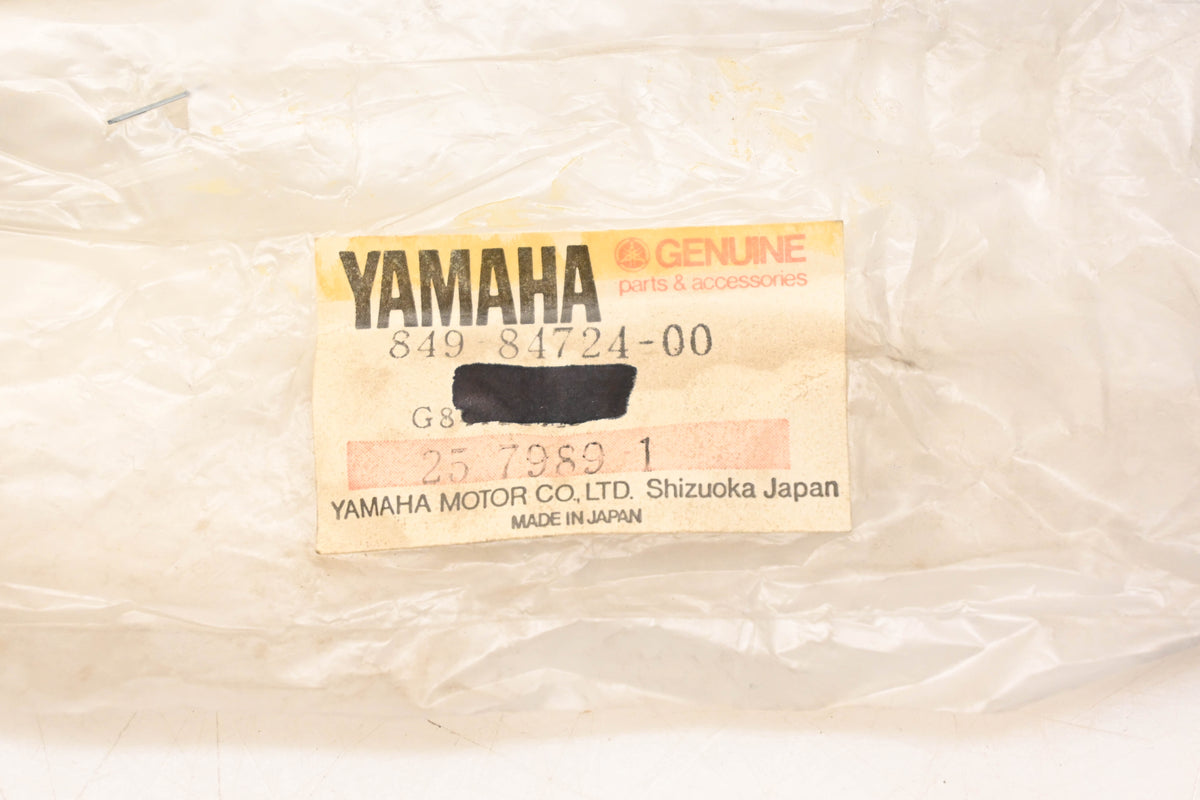 New OEM Yamaha 849-84724-00-00 Screw Pan Head NOS