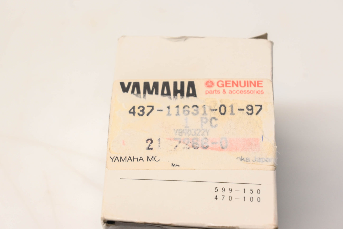 New OEM Yamaha 437-11631-01-97 Piston Std NOS