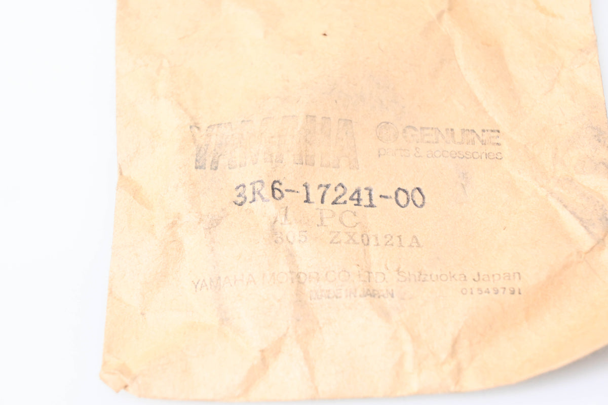 New OEM Yamaha 3R6-17241-00-00 4th Wheel Gear NOS