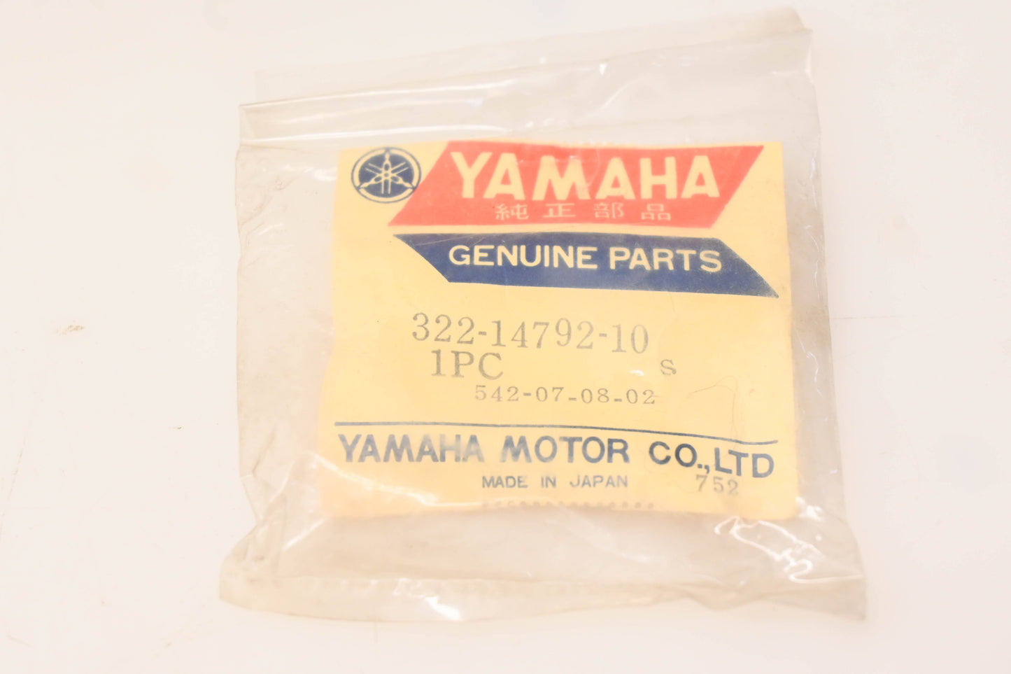 New OEM Yamaha 322-14792-10-00 Muffler Stay NOS